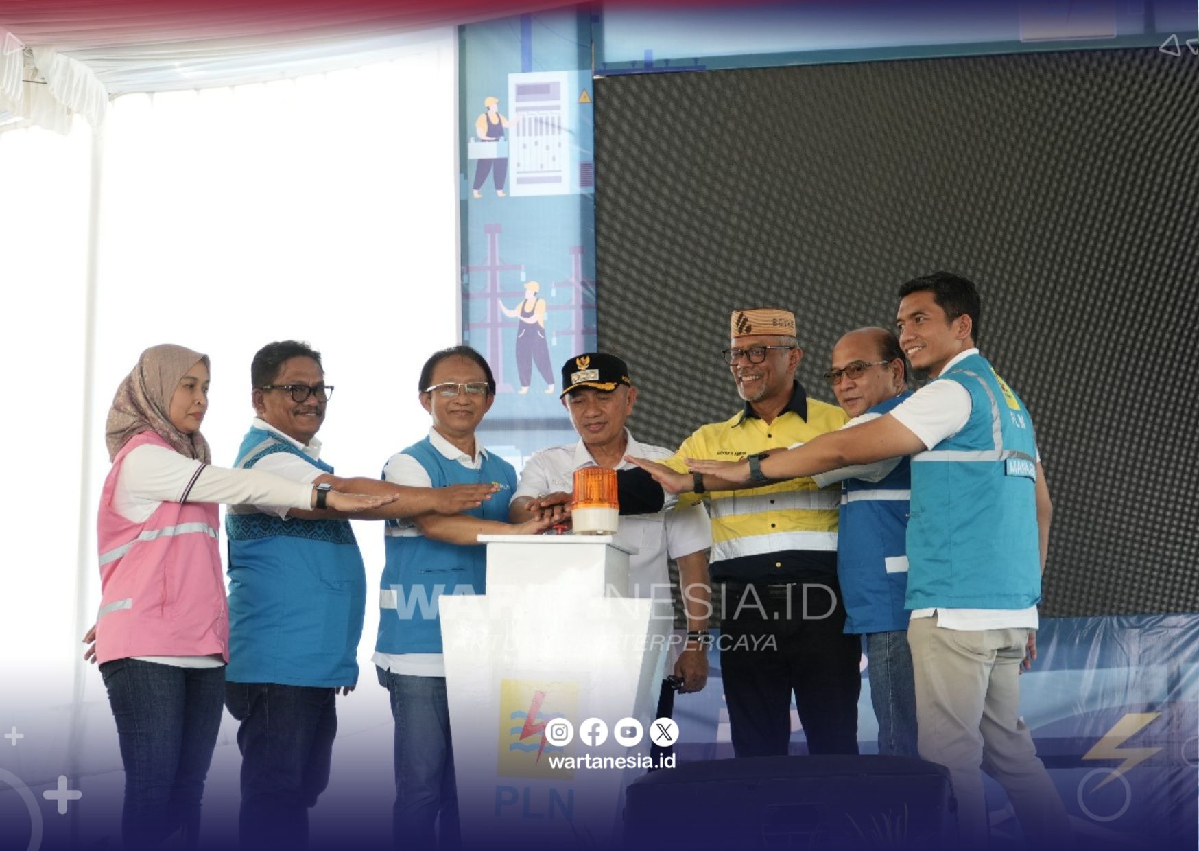 Blue White Simple Congratulations Card