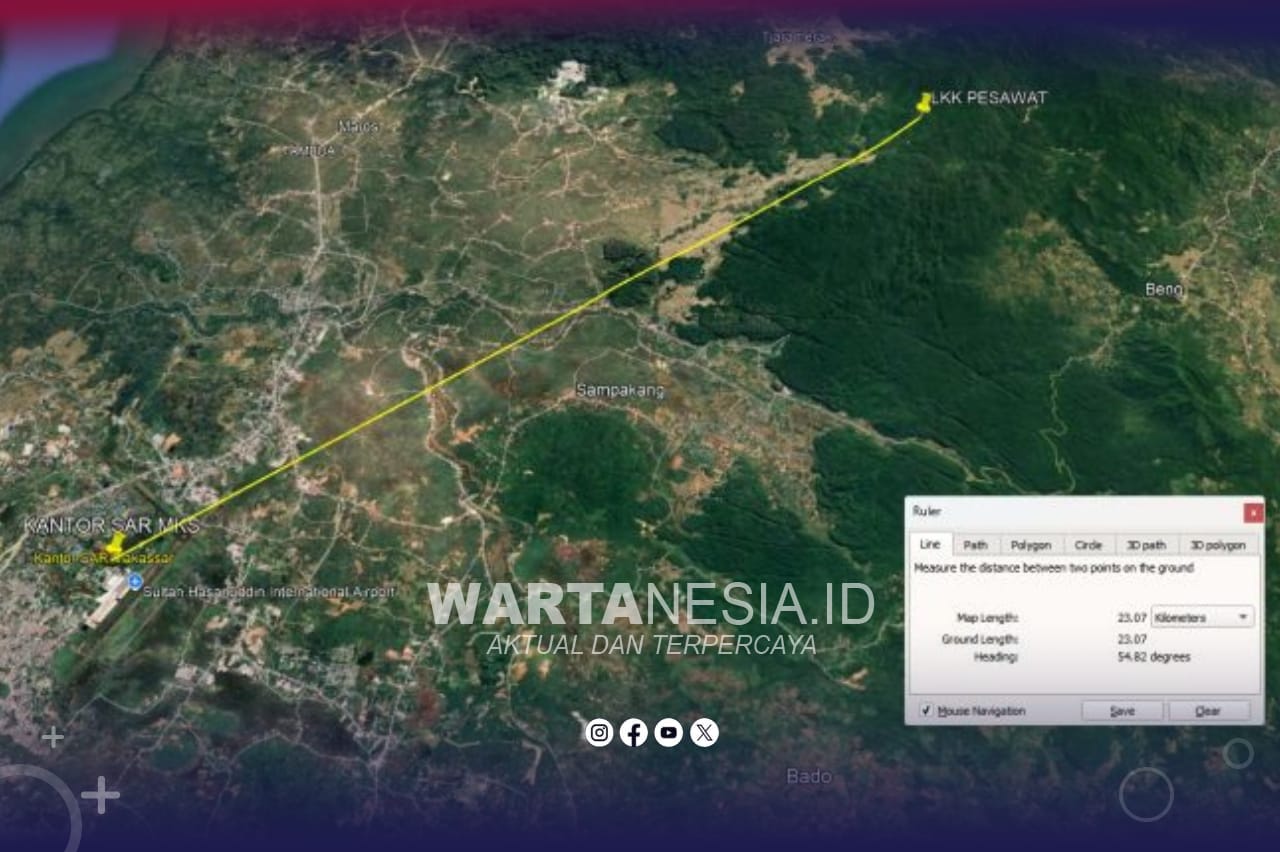 Rekaman rute penerbangan pesawat ATR 400 Indonesia Air Transport di Maros, Sulawesi Selatan. MI