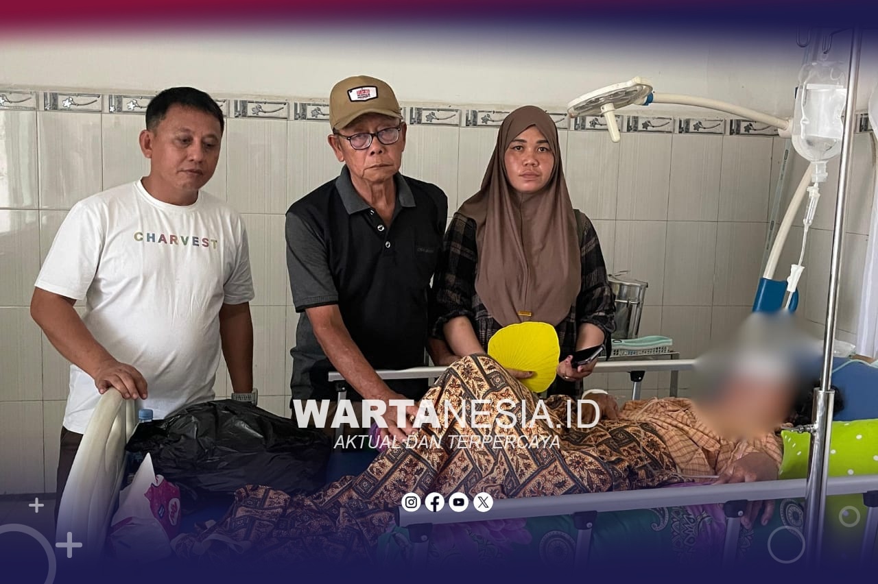 PT PBL, saat mendampingi korban kecelakaan lalu lintas, di Rumah Sakit Aloei Saboe, Kota Gorontalo. (Istimewa)