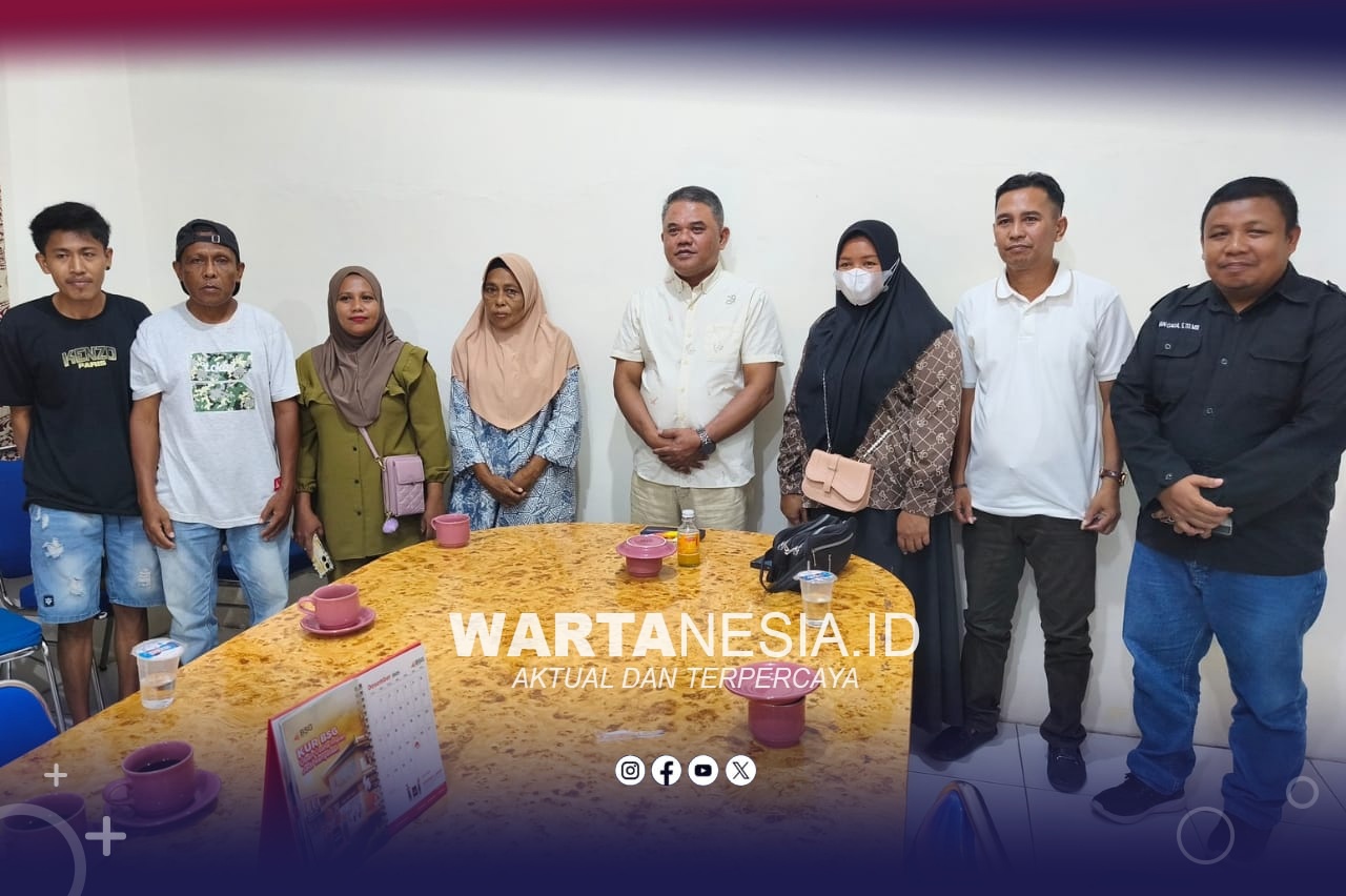 Ketua Komisi III DPRD Pohuwato, saat menerima masyarakat Desa Tahele, terkait plasma, Selasa (21/4/2026)