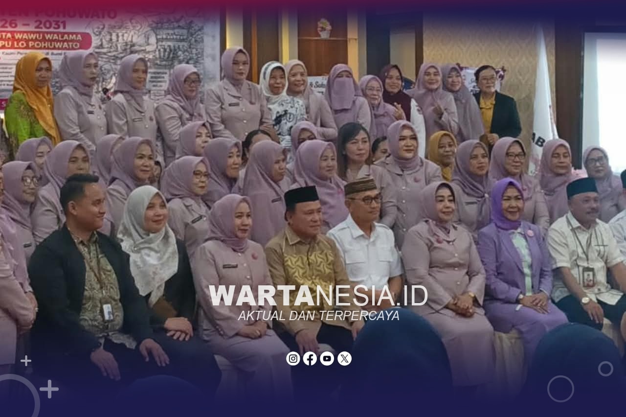 Foto Bupati Puwato, Saipul A. Mbuinga, bersama pengurus GOW Pohuwato periode 2026-2031. (Yo)