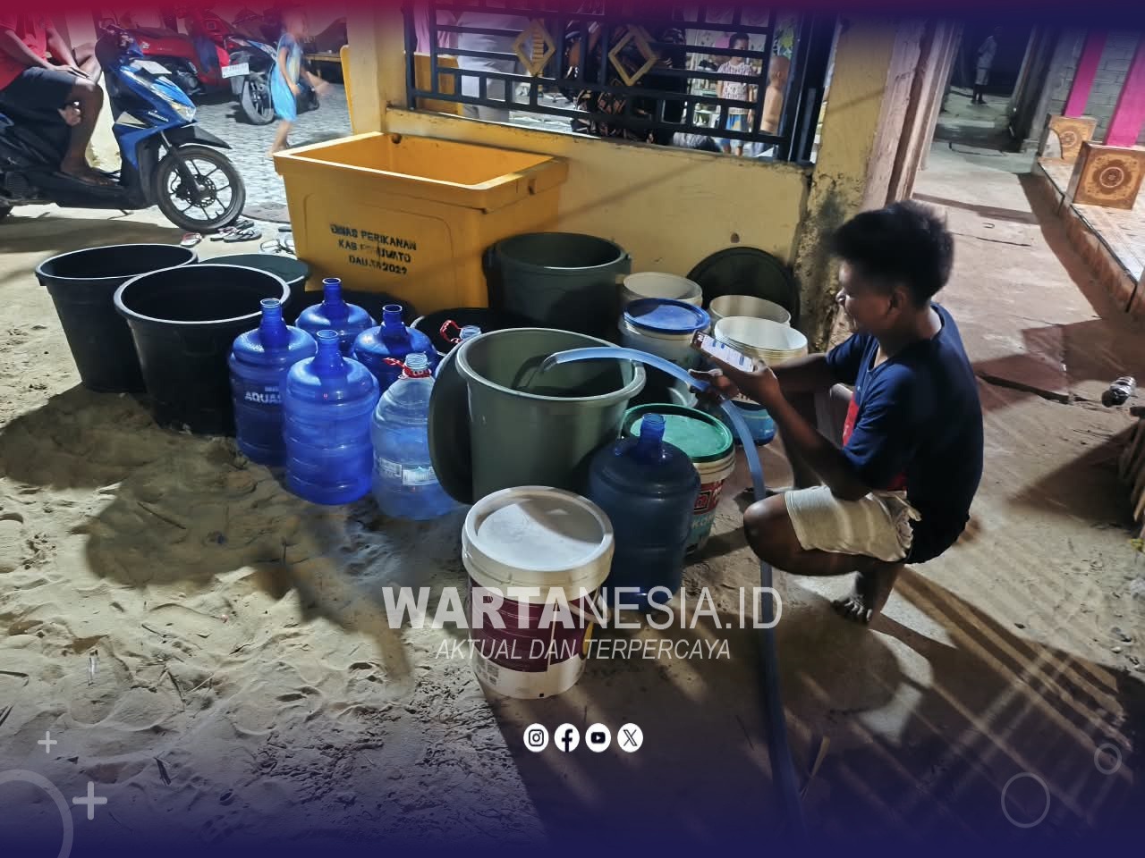 Tidak Hanya Sekedar Distribusi Air Bersih, YR TIM Kolaborasi Turut Edukasi Warga Bahaya Kebakaran