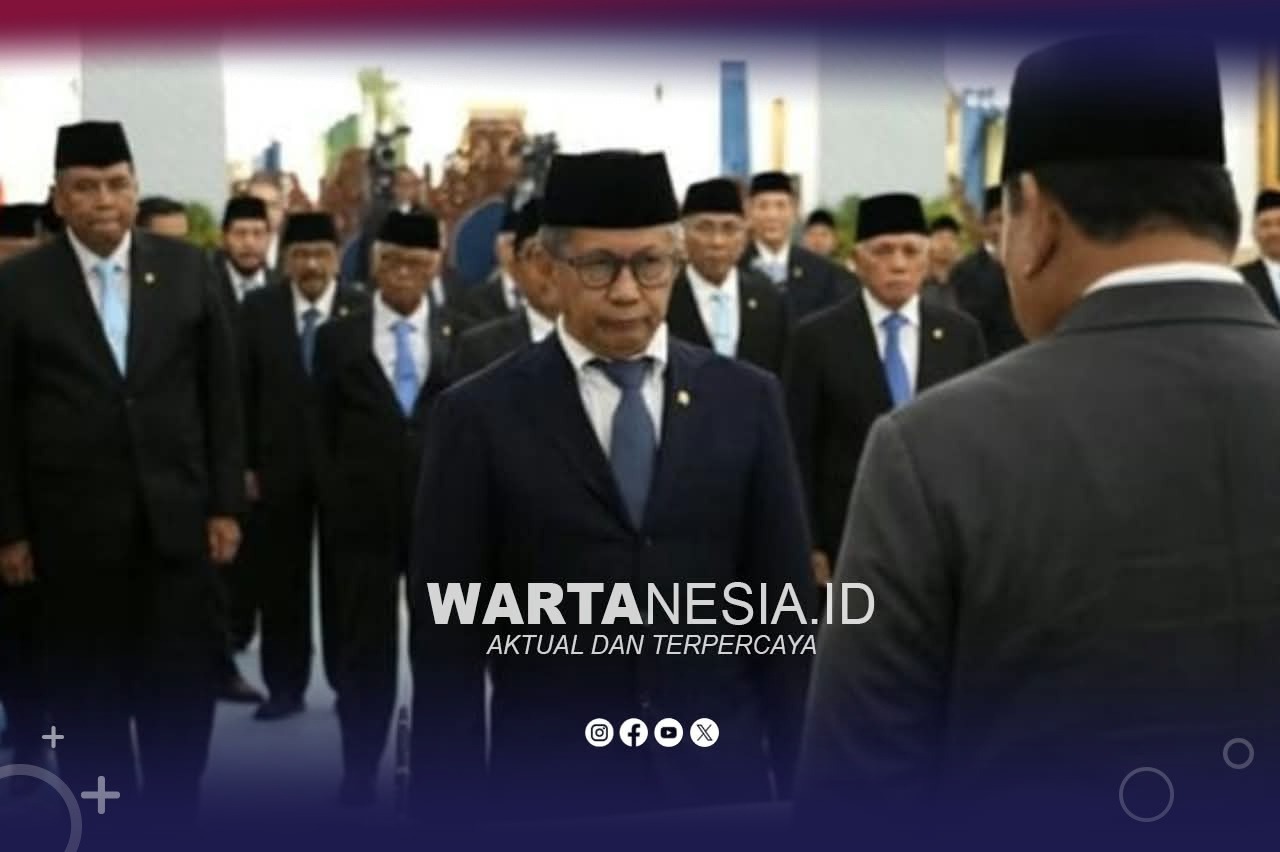 Rocky Gerung saat dilantik menjadi Anggota Wantimpres.(Dok, Istimewa) Rocky Gerung saat dilantik menjadi Anggota Wantimpres.(Dok, Istimewa)