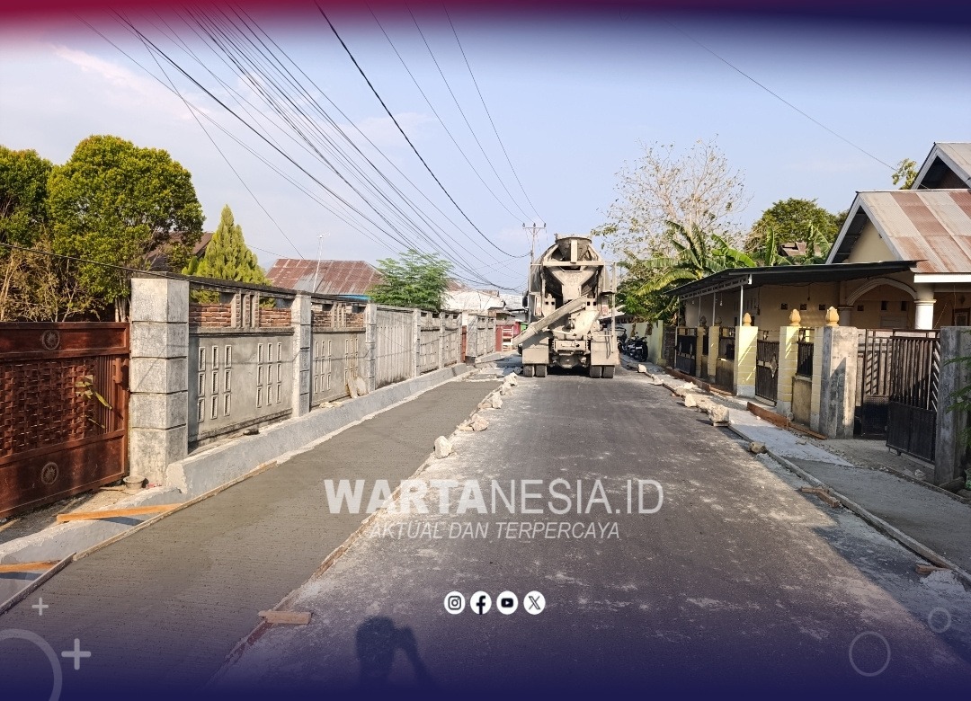 Proyek pemeliharaan ruas Jalan Pangeran Hidayat II. (Dok, Zie) Proyek pemeliharaan ruas Jalan Pangeran Hidayat II. (Dok, Zie)