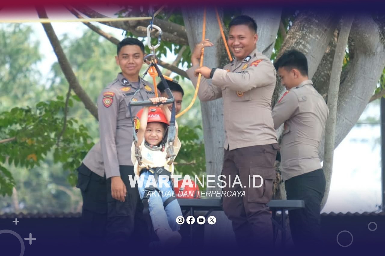 Suasana penuh keceriaan mewarnai kunjungan siswa TK Telkom ke Polda Gorontalo. (Dok, Istimewa) Suasana penuh keceriaan mewarnai kunjungan siswa TK Telkom ke Polda Gorontalo. (Dok, Istimewa)