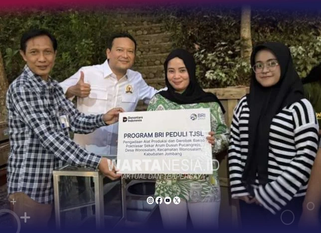BRI Jombang Beri Mesin Bakso dan Gerobak untuk Poklahsar Sekar Arum Wonosalam BRI Jombang Beri Mesin Bakso dan Gerobak untuk Poklahsar Sekar Arum Wonosalam