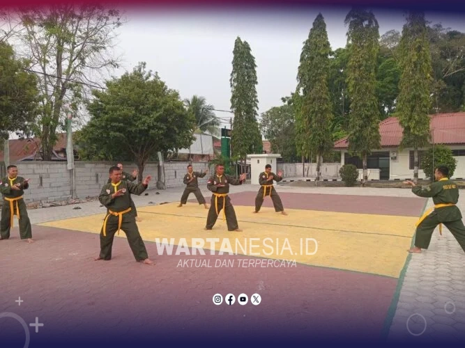 Jaga Kemampuan Bela Diri, Prajurit Kodim 1406/Wajo Rutin Latihan Pencak Silat Militer