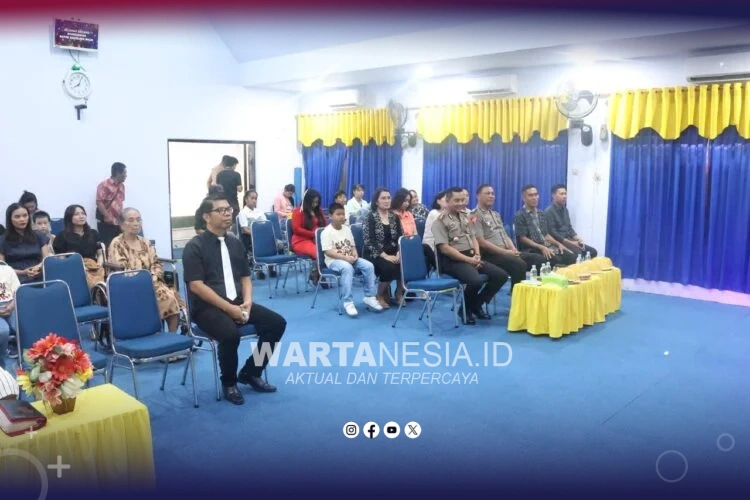 Minggu Kasih Polres Wajo Jamin Keamanan Rumah Ibadah di Gereja Imanuel Minggu Kasih Polres Wajo Jamin Keamanan Rumah Ibadah di Gereja Imanuel
