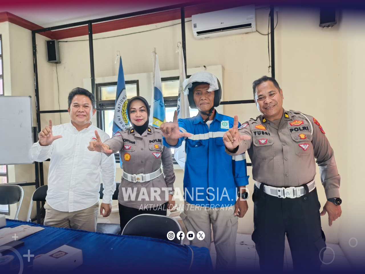 Polda Kaltim Gelar Rampcheck Angkutan Barang di PT Aptrindo, Temukan Pelanggaran SOP Pengemudi Polda Kaltim Gelar Rampcheck Angkutan Barang di PT Aptrindo, Temukan Pelanggaran SOP Pengemudi